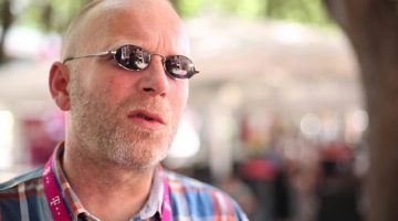 U socijalnom darvinizmu – pobeđuje jači