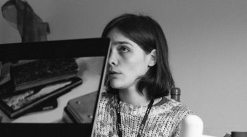 U trenutku kada je svijet stao ona je upisala svoj treći studij: Razgovarali smo s Reom Bušić, glumicom čije ime treba zapamtiti